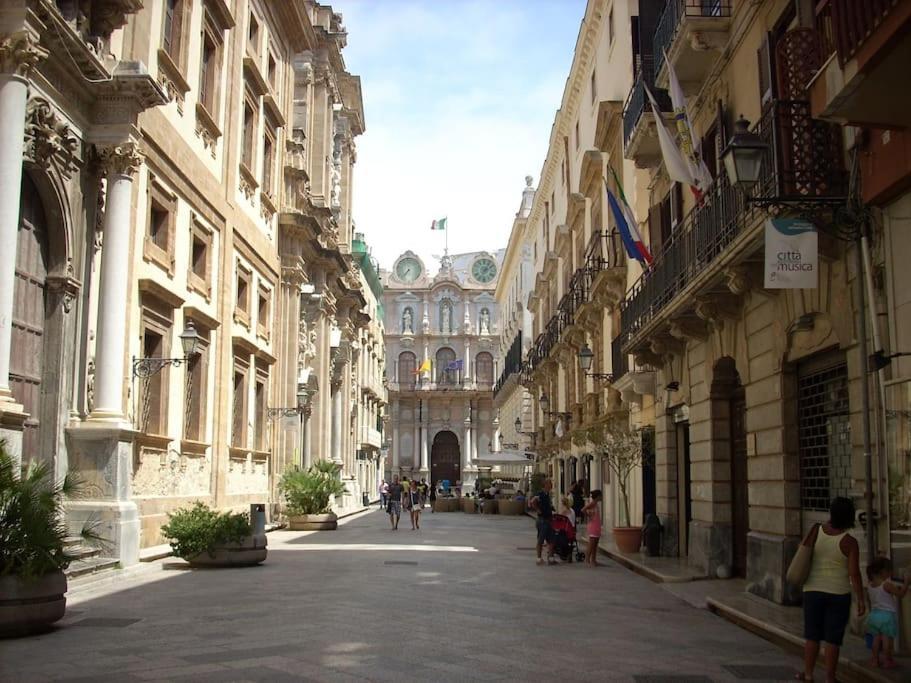 Apartmán Centro Storico-Imbarcadero Per Le Isole***** Trapani Exteriér fotografie