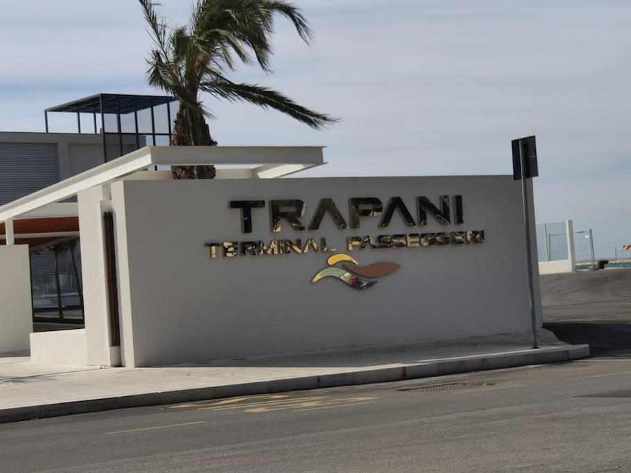 Apartmán Centro Storico-Imbarcadero Per Le Isole***** Trapani Exteriér fotografie